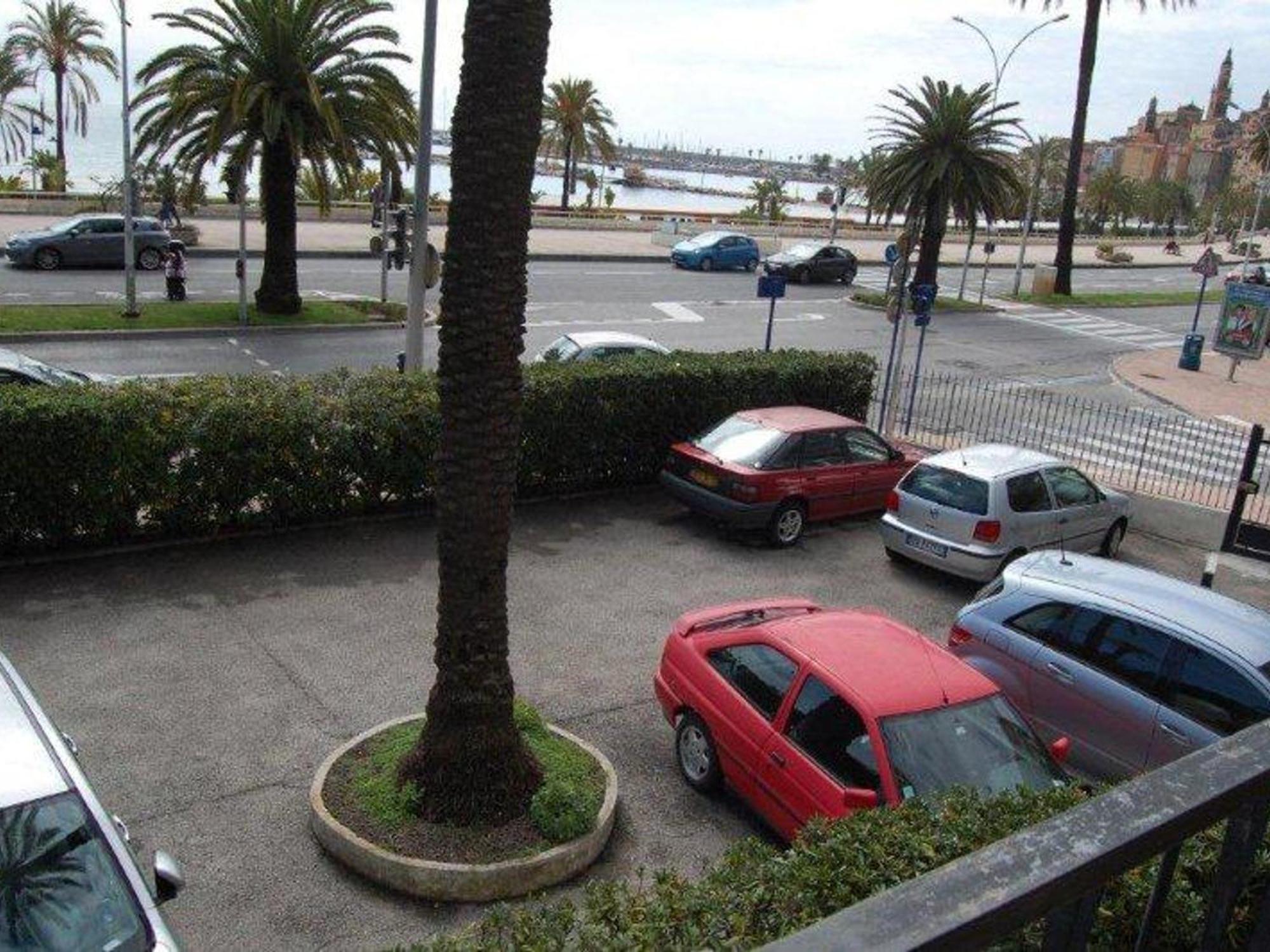 Apartment Moderne Avec Terrasse Proche Plages Et Centre, Wifi Gratuit - Fr-1-196-216